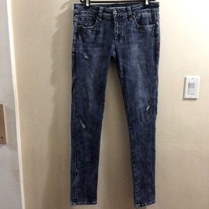 Parasuco Slik lightly distressed soft skinny jeans